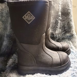 Kids size 10 muck boots